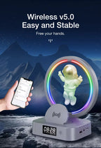 🚀 Parlante Astronauta 5 en 1 con Luz RGB, Reloj y Cargador Inalámbrico ✨