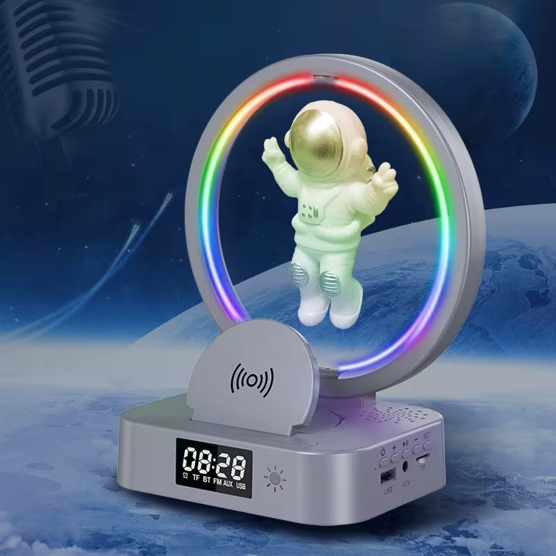 🚀 Parlante Astronauta 5 en 1 con Luz RGB, Reloj y Cargador Inalámbrico ✨